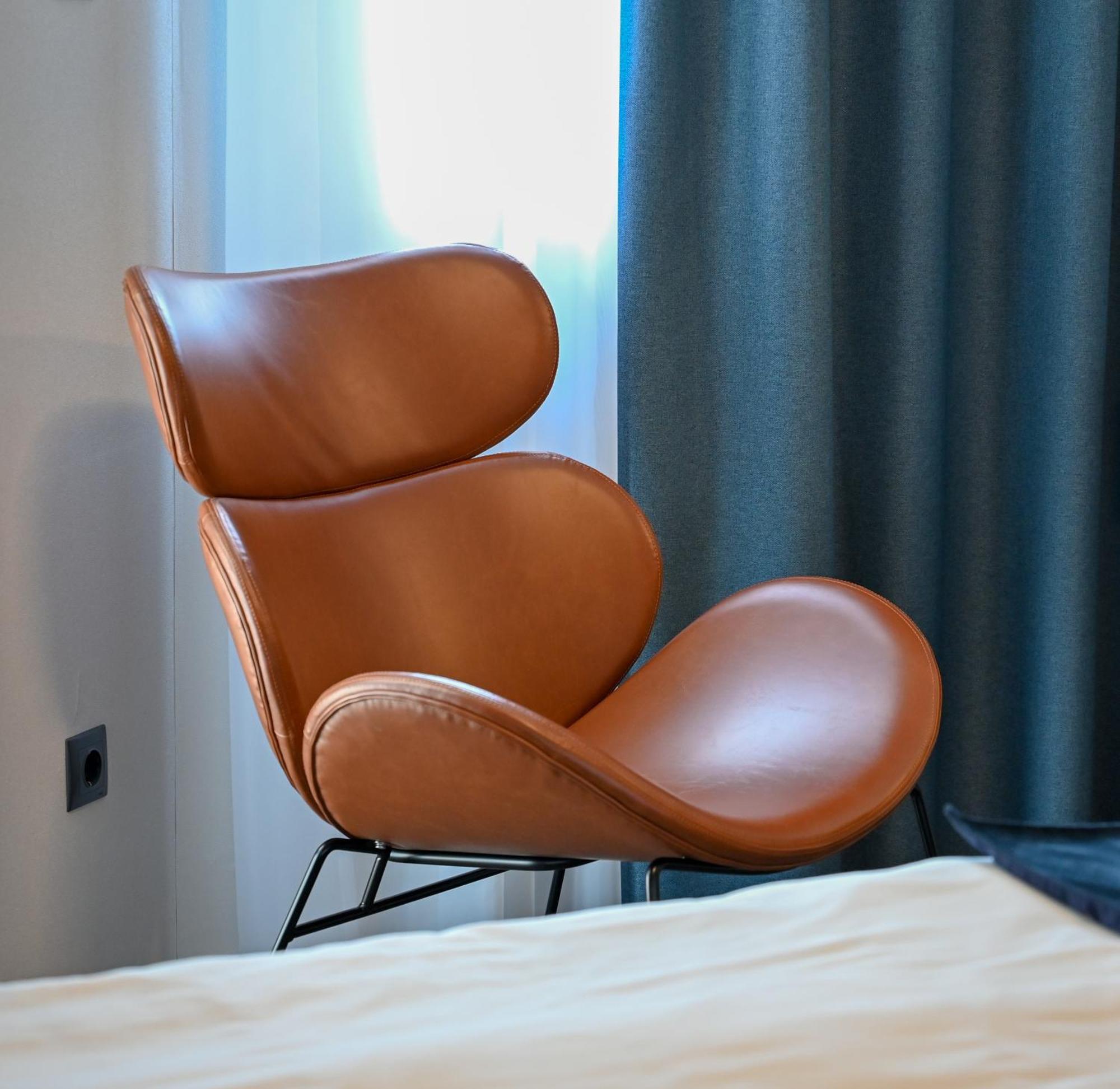 Nn Boutique Hotel Tiszaujvaros Bagian luar foto